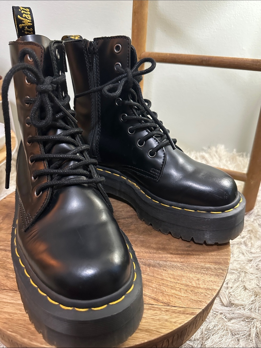 Dr. Martens Jadon Black 8 Eye Lace Up Side Zipper Boot Smooth‎ Leather
Platforms